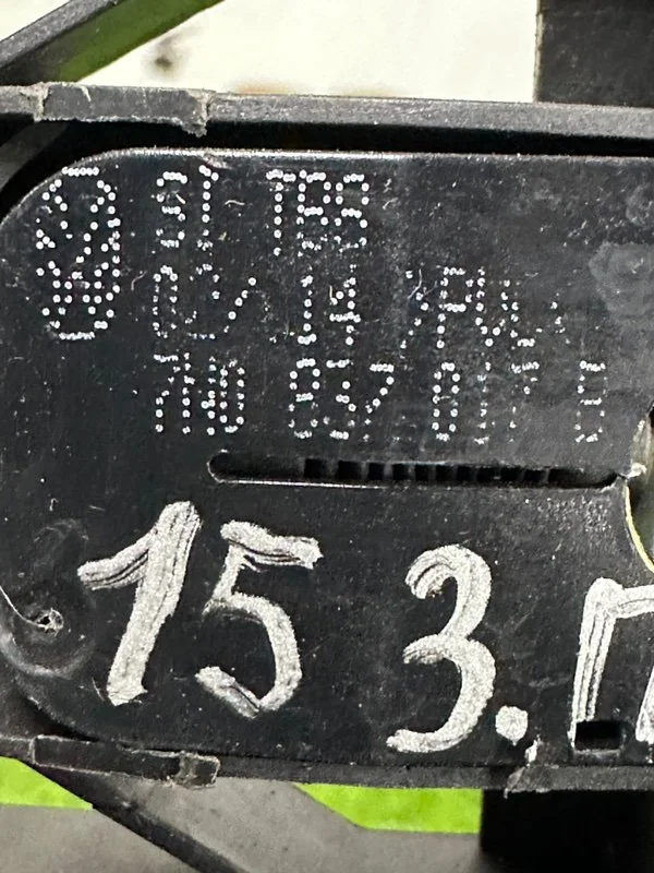 Кронштейн ручки двери задний Volkswagen Jetta MK 6 - миниатюра 9