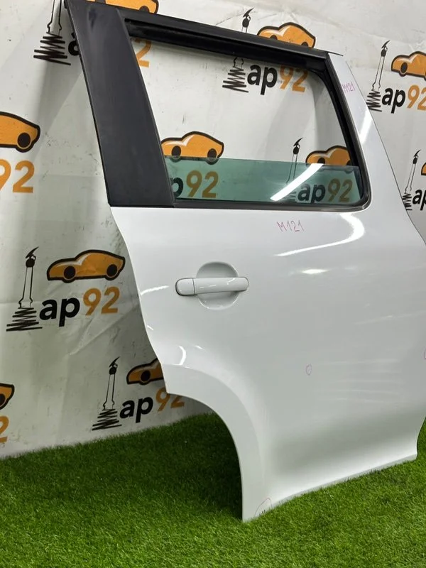 Дверь боковая задняя правая Skoda Yeti 5L CFJA - миниатюра 2
