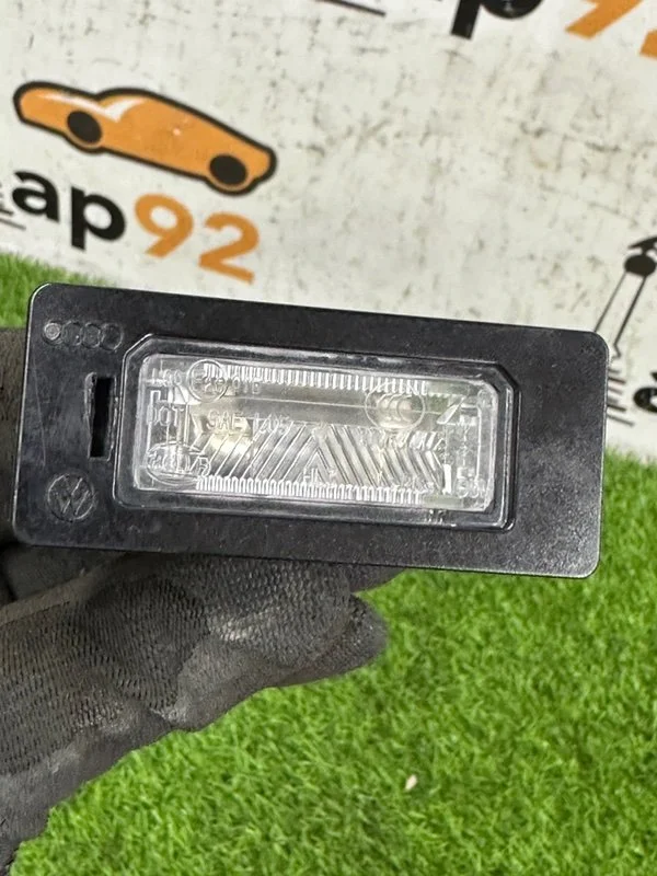 Подсветка номера Audi A4 8K CDHB 2010 - миниатюра 8