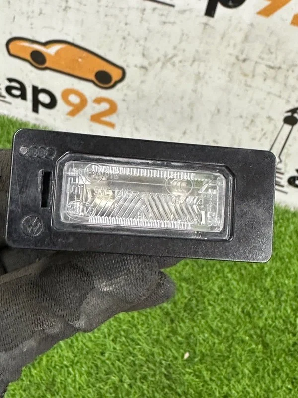 Подсветка номера Audi A4 8K CDHB 2010 - миниатюра 8