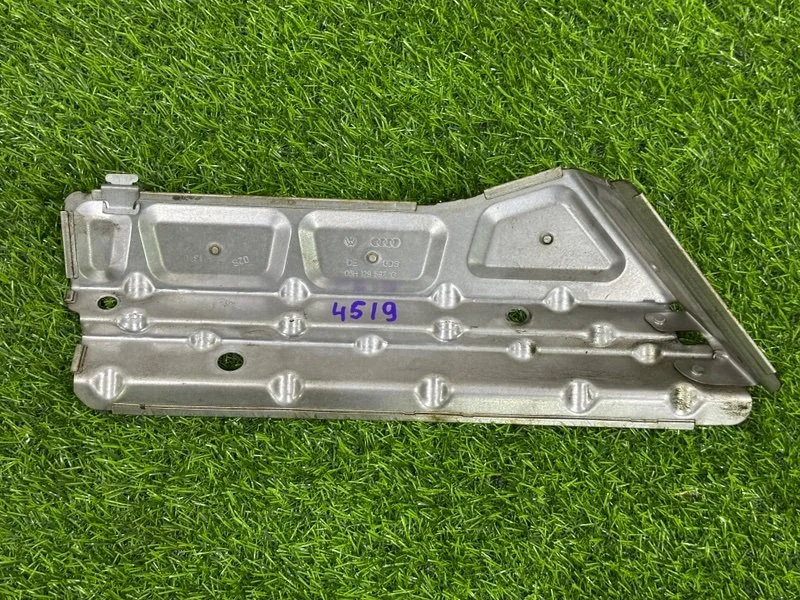 Тепловой экран Audi A4 8K CDHB 2010 - миниатюра 6