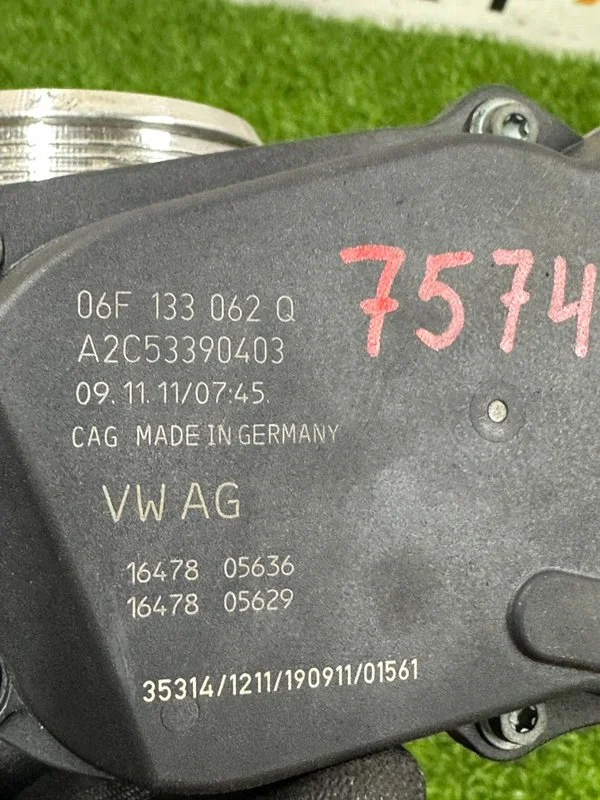Дроссельная заслонка Audi A5 8T CDNC 2011 - миниатюра 8