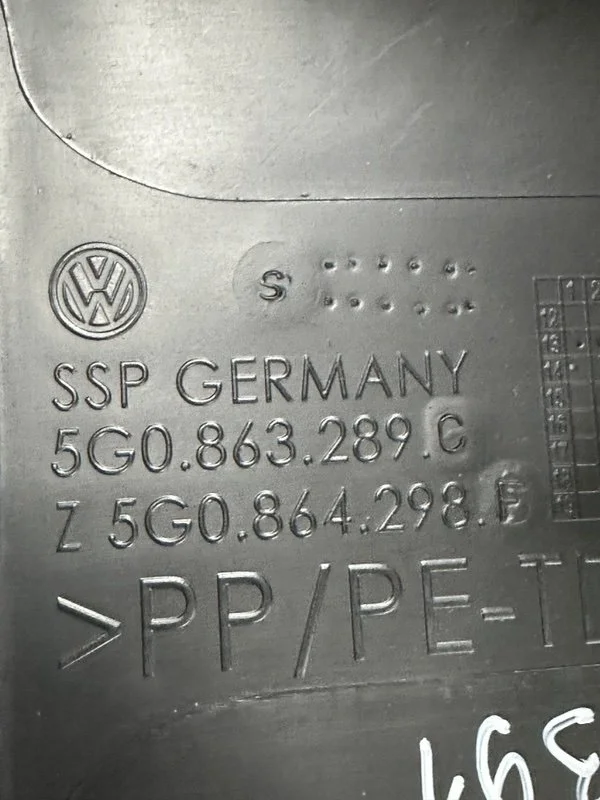 Воздуховод салона задний Volkswagen Golf MK7 CPTA - миниатюра 9