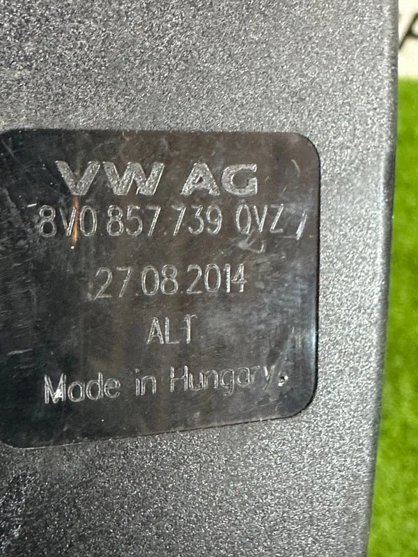 Замок ремня безопасности задний Volkswagen Golf - миниатюра 8