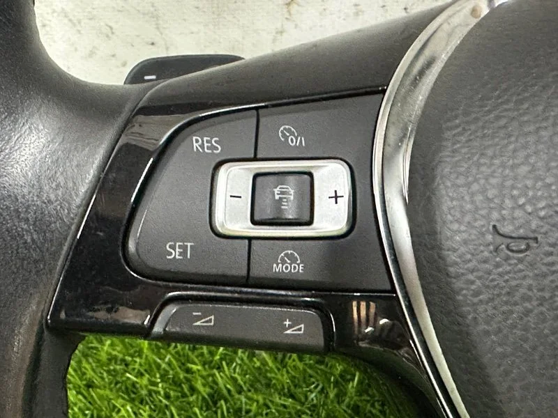 Руль Volkswagen Golf MK7 CPTA 2014 - миниатюра 3