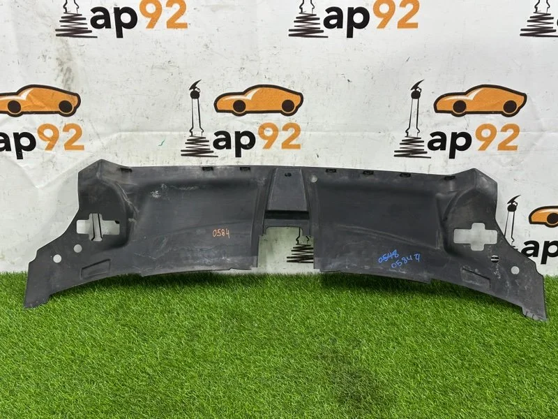 Накладка замка капота Audi A8 4H CTGA 2016 - миниатюра 4