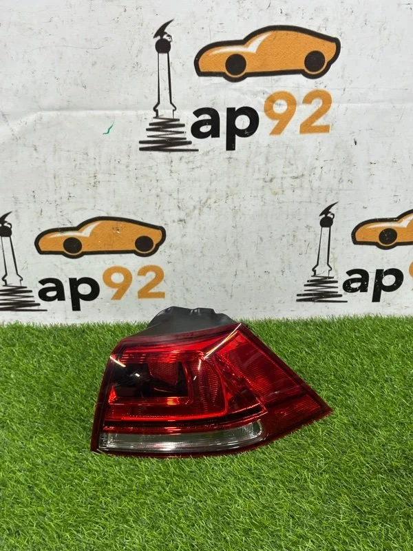 Стоп-сигнал правый Volkswagen Golf MK7 CPTA 2014 - изображение 1