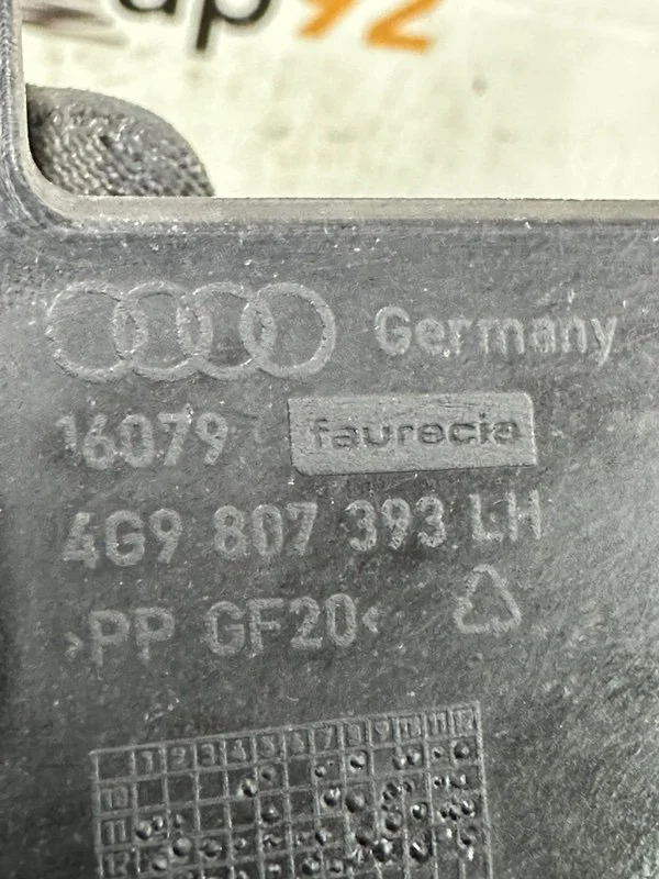 Крепление бампера заднее левое Audi A6 Allroad C7 - миниатюра 5