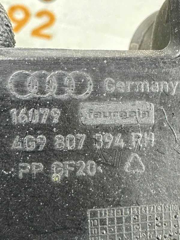 Крепление бампера заднее правое Audi A6 Allroad C7 - миниатюра 5