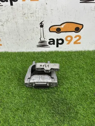 Подушка двигателя правая Skoda Yeti 5L CFJA 2014