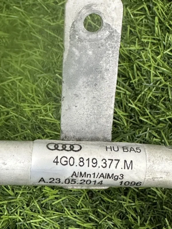 Трубка ОЖ Audi A6 Allroad C7 CGWD 2014 - миниатюра 8