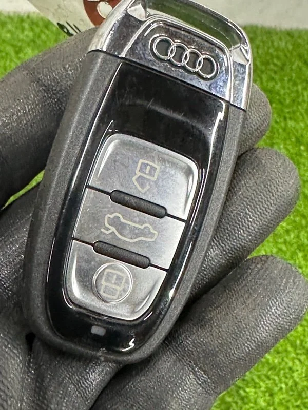 Ключ зажигания Audi A8 4H CTGA 2016 - миниатюра 4