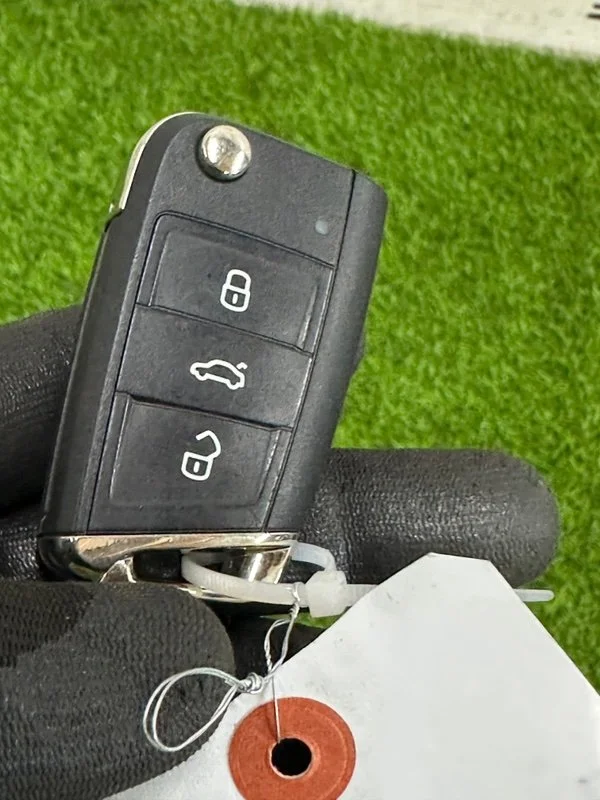 Ключ зажигания Volkswagen Golf MK7 CPTA 2014 - миниатюра 4