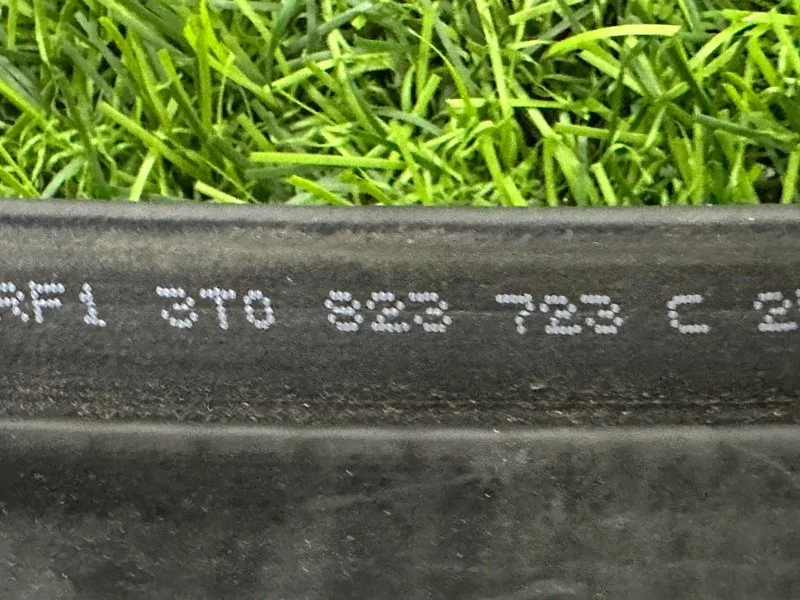 Уплотнительная резинка боковой двери Skoda Yeti 5L - миниатюра 5