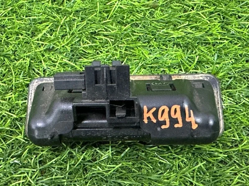 Кнопка открывания багажника BMW X5 E70 306D5 2009 - миниатюра 4
