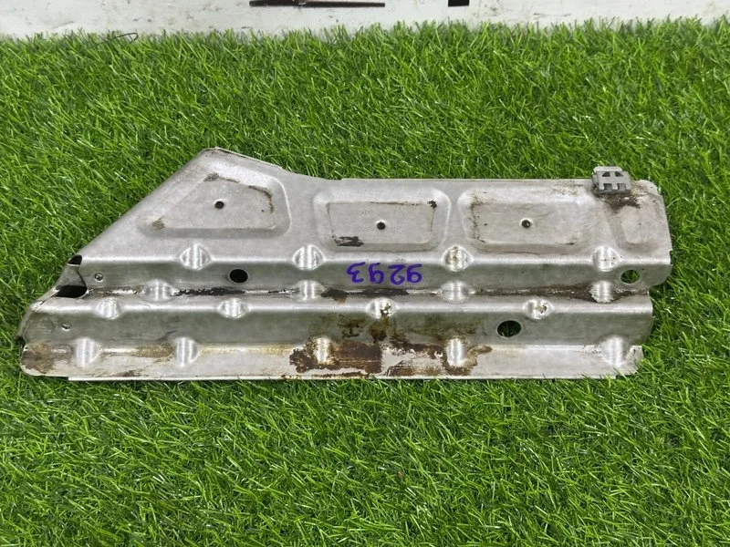 Тепловой экран Audi A4 8K CDNB 2014 - миниатюра 2