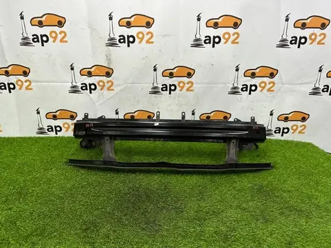 Усилитель бампера передний Volkswagen Passat B6