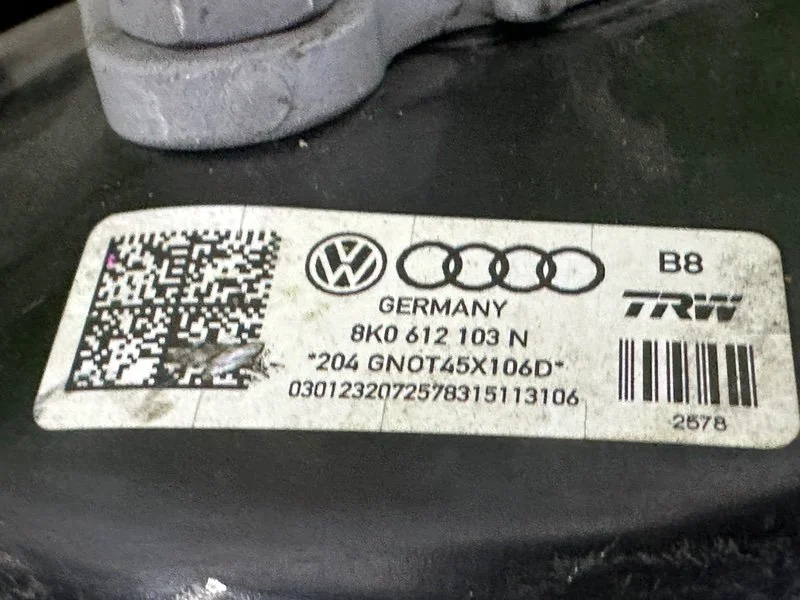 Вакуумный усилитель тормозов Audi A5 8T CDNC 2011 - миниатюра 10