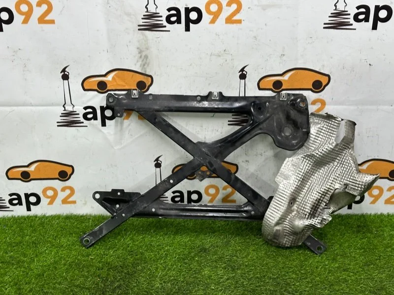 Распорка подрамника Audi A4 8K CDNB 2014 - миниатюра 3