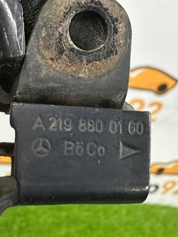 Замок капота Mercedes-Benz ML W164 642.940 2008 - миниатюра 5