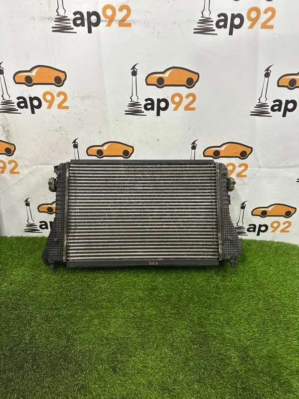Интеркулер Volkswagen Passat B7 CFFB 2014 - изображение 1
