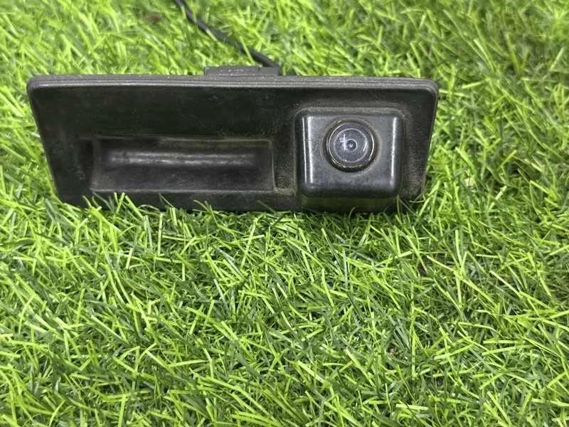 Кнопка открывания багажника Audi S5 8T CGW 2013 - миниатюра 2