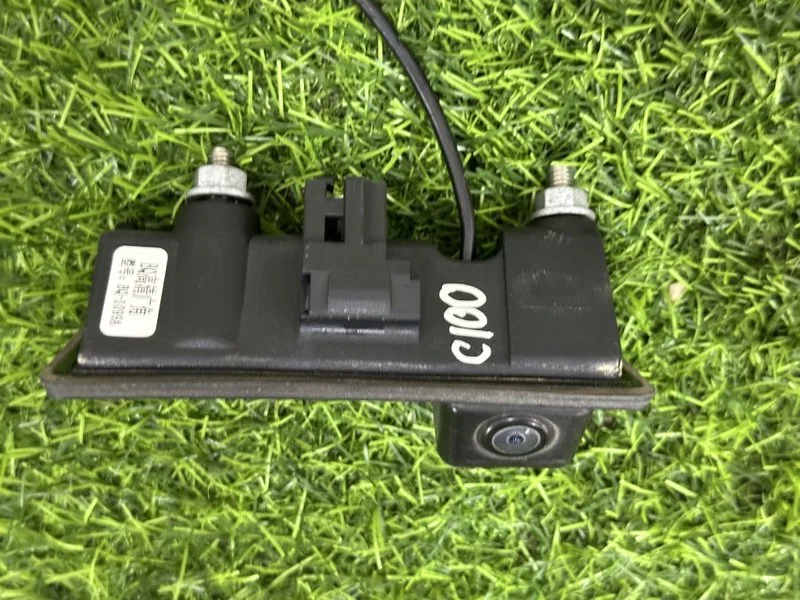 Кнопка открывания багажника Audi S5 8T CGW 2013 - миниатюра 3