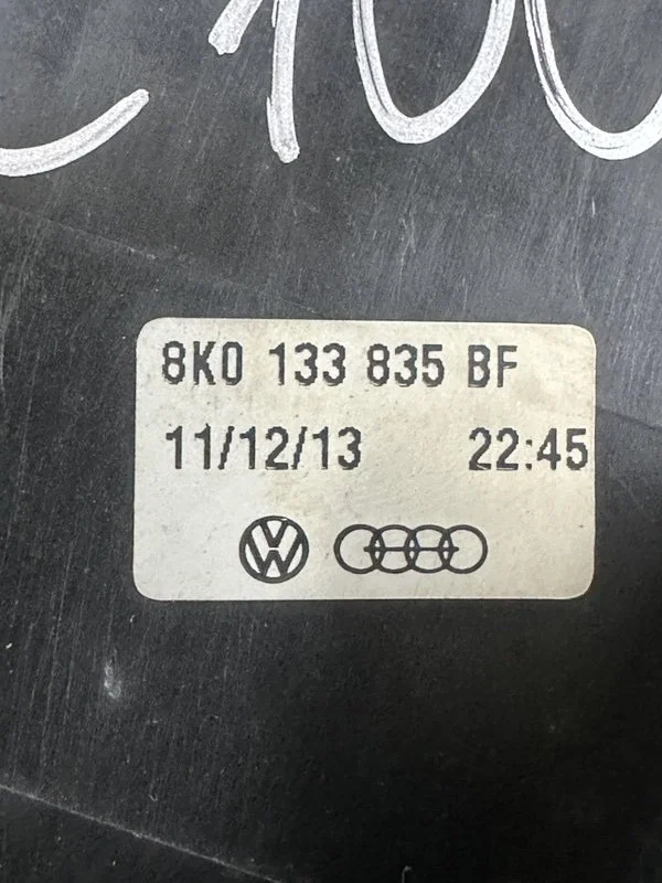 Корпус воздушного фильтра Audi S5 8T CGW 2013 - миниатюра 7