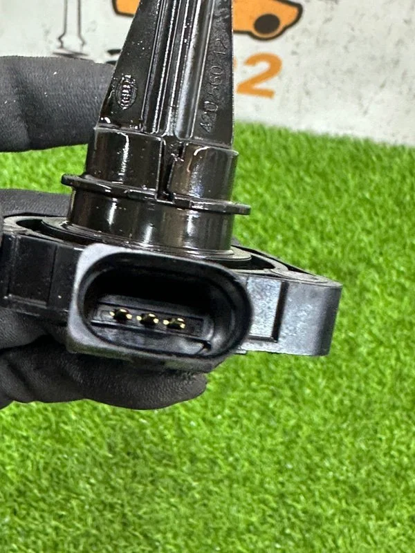 Датчик уровня масла в двигателе Audi A4 8K CDNB - миниатюра 5