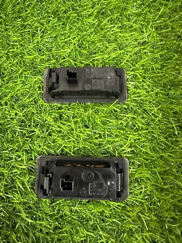 Подсветка номера BMW 3-series F30 N20B20B 2012 - миниатюра 3