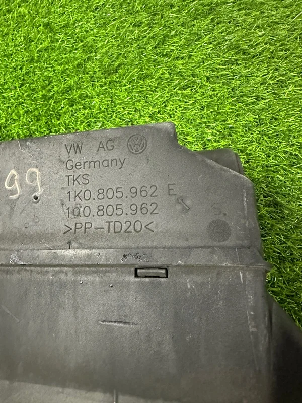Воздуховод Volkswagen Tiguan 5N1 CAWA 2009 - миниатюра 6