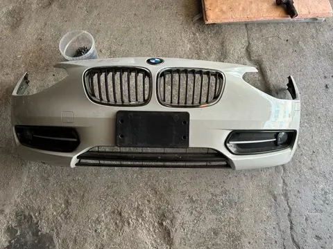 Бампер передний BMW 1-series F20 N13B16A 2014
