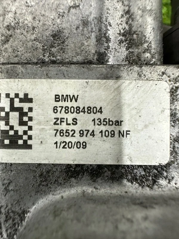 Насос гидроусилителя руля BMW 5-series E60 N47D20A - миниатюра 8