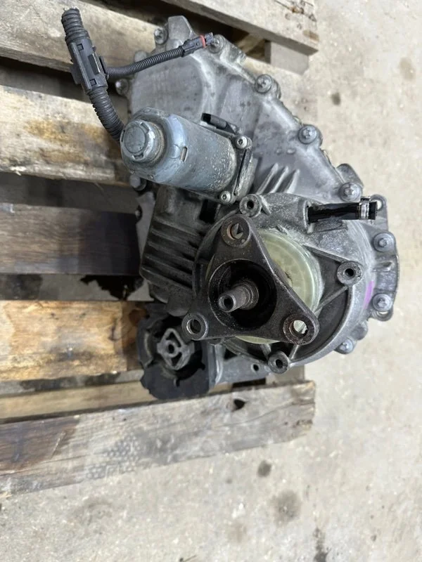 Раздаточная коробка BMW x5 E53 M54B30 2004 - миниатюра 7