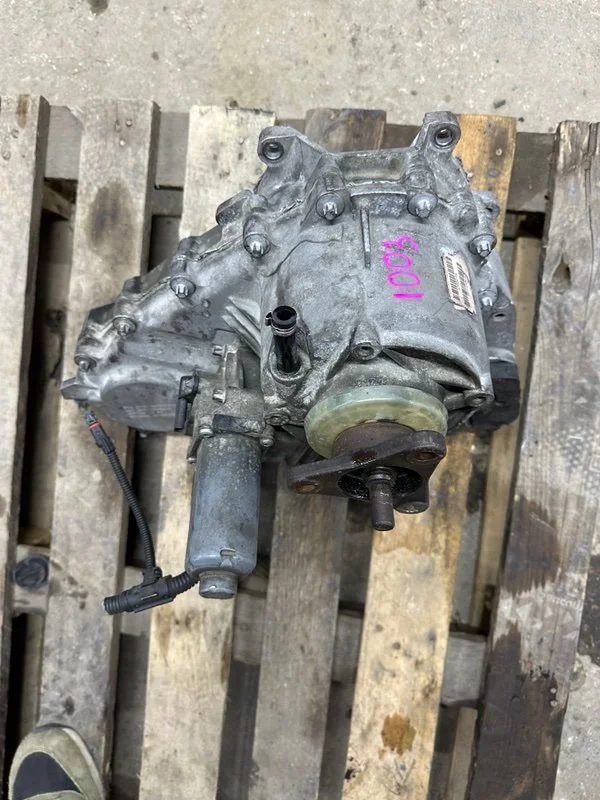 Раздаточная коробка BMW x5 E53 M54B30 2004 - миниатюра 9