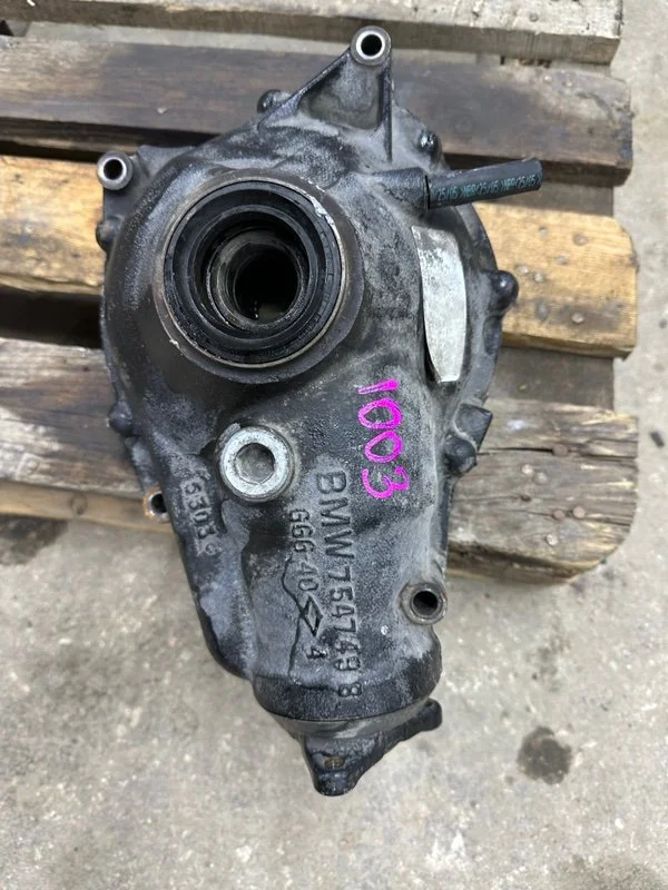 Редуктор передний BMW x5 E53 M54B30 2003 - миниатюра 3