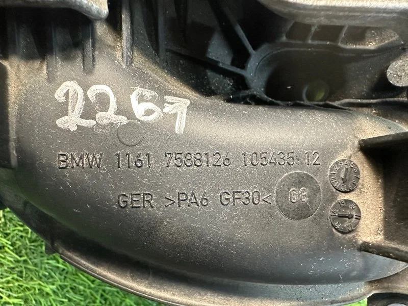 Коллектор впускной BMW 5-series F10 N20B20B 2011 - миниатюра 10