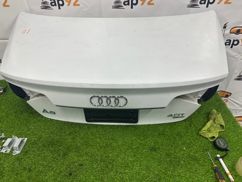 Крышка багажника Audi A8 D4 CTGA 2014 - изображение 1