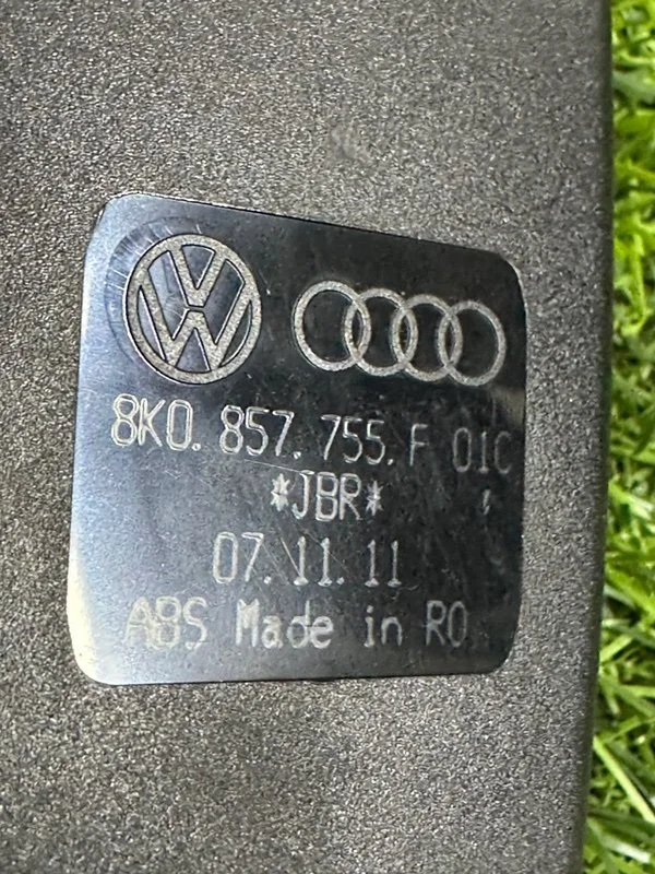 Замок ремня безопасности передний Audi A5 8T CDNC - миниатюра 8