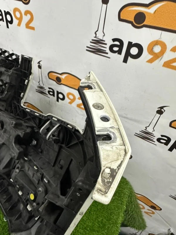 Бампер передний Mercedes-Benz GLK X204 651.912 - миниатюра 9