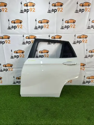 Дверь боковая задняя левая BMW X1 E84 N52B30A 2010