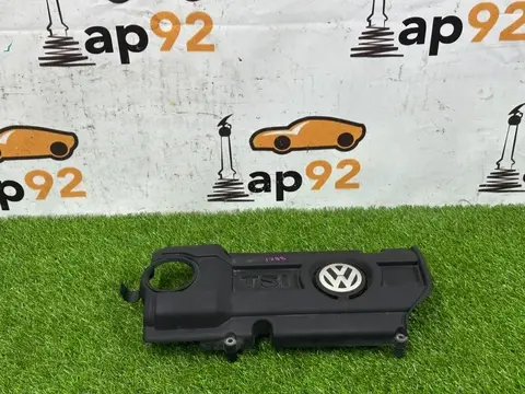 Декоративная крышка двигателя Volkswagen Passat B7