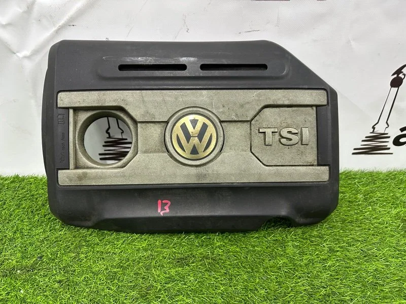 Декоративная крышка двигателя Volkswagen Passat B7 - миниатюра 2