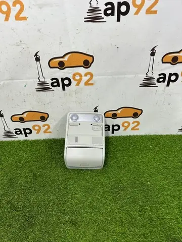 Плафон подсветки салона передний Volkswagen Passat