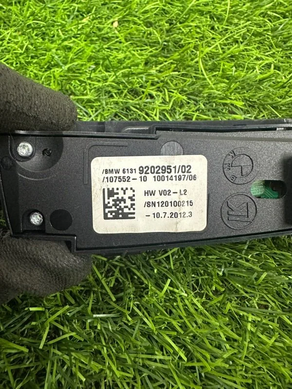 Кнопка BMW 5-series F10 N55B30A 2012 - миниатюра 8