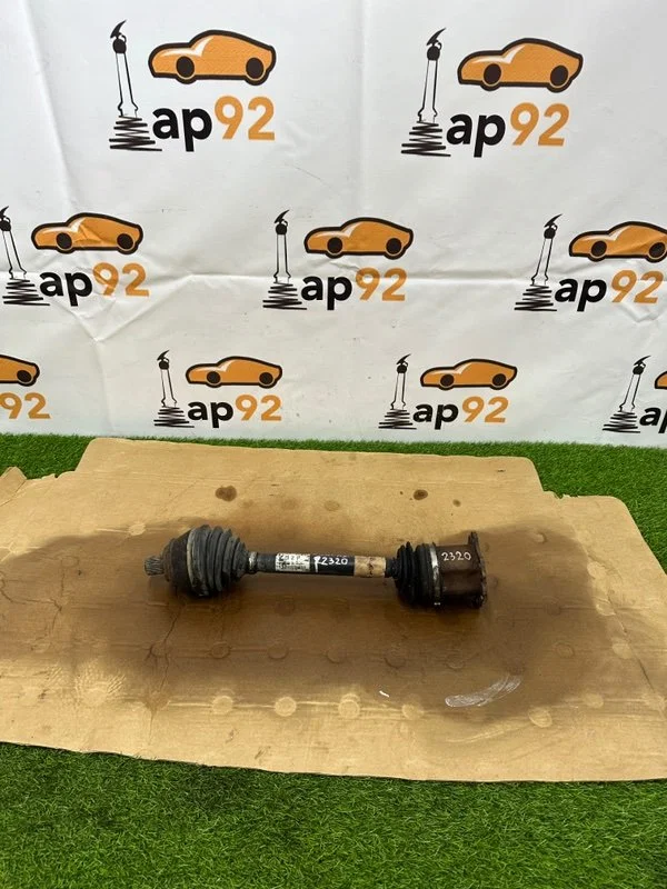Привод передний правый Audi A8 D3 BVJ 2006 - изображение 1