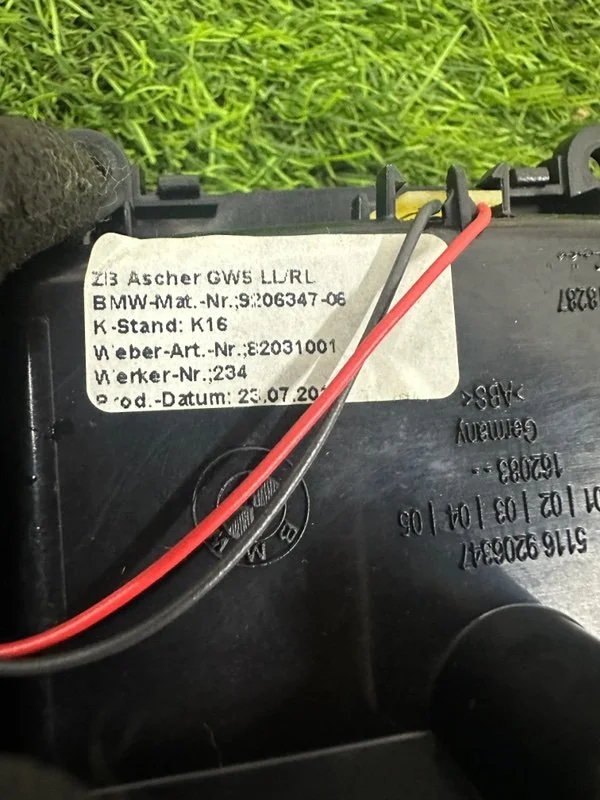 Пепельница BMW 5-series F10 N55B30A 2012 - миниатюра 10