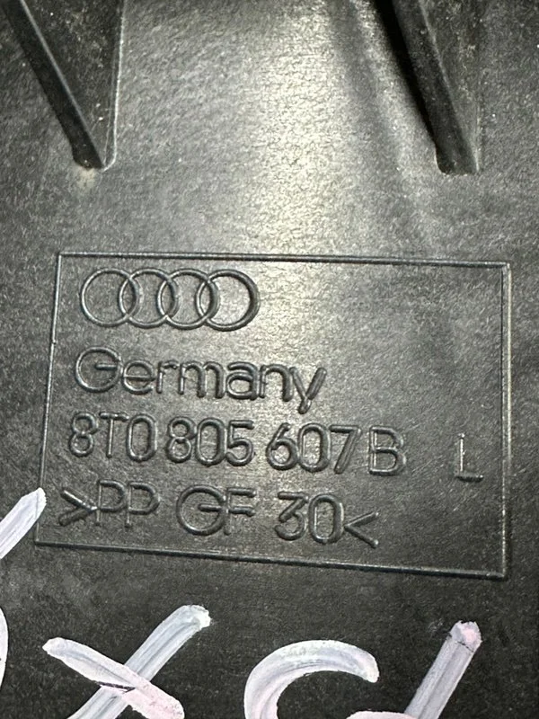 Крепление фары левое Audi A5 8T CDNC 2011 - миниатюра 9