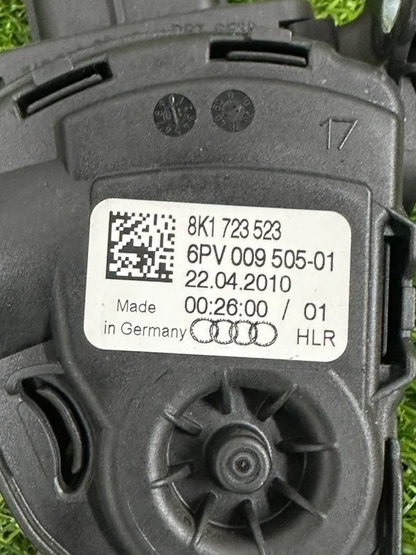 Педаль газа Audi A4 8K CDHB 2010 - миниатюра 8