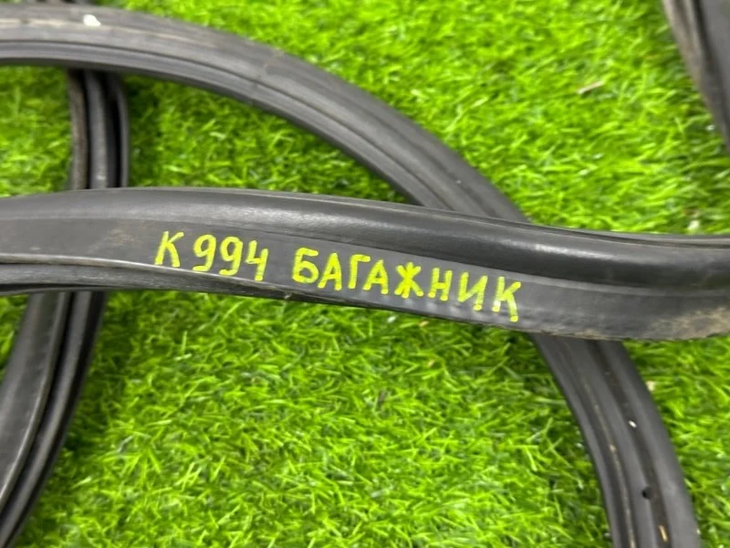 Уплотнительная резинка крышки багажника BMW X5 E70 - миниатюра 6